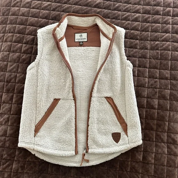 Legendary whitetails vest - Picture 2 of 2